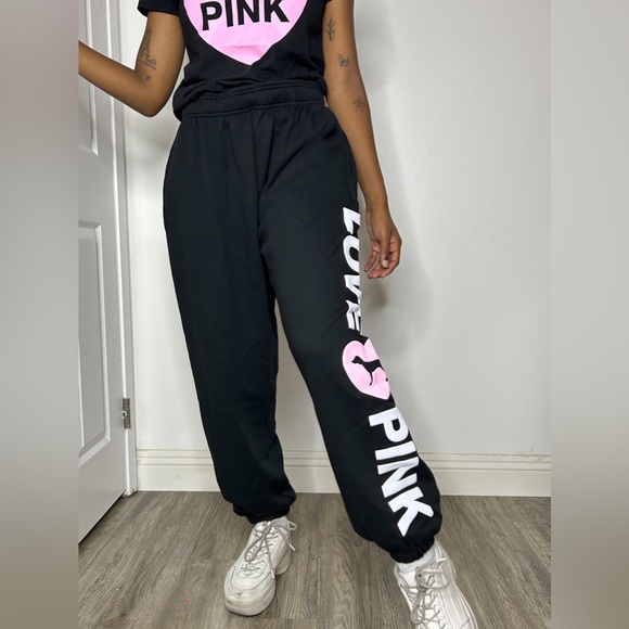 PINK Originals Black Logo Campus Sweatpants EUC - Picture 4 of 7